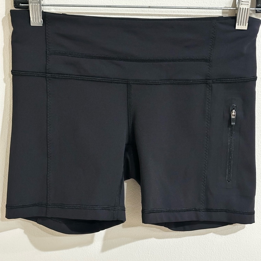 Lululemon Run: Fast Track Short